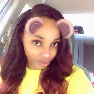 Meet your Posher, Whitney